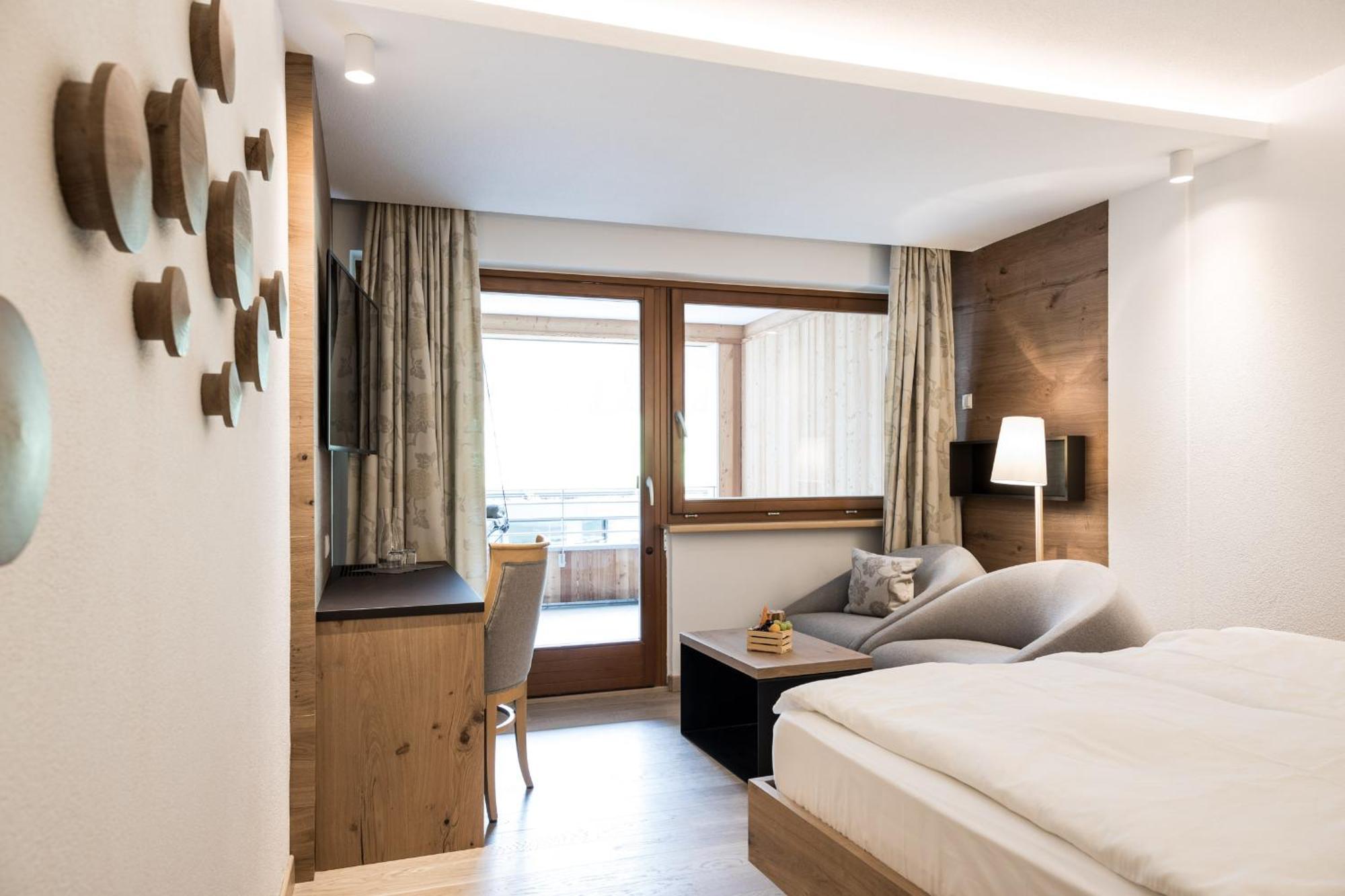 Hotel Petrus Brunico Eksteriør billede