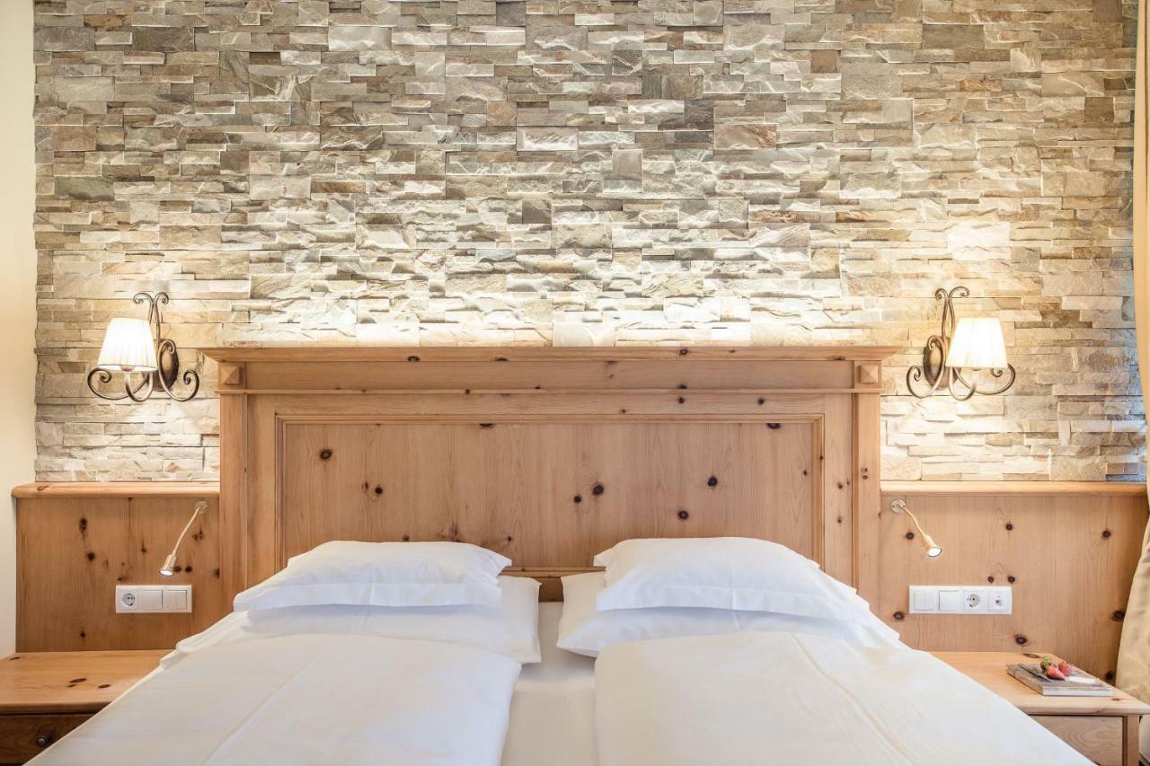 Hotel Petrus Brunico Eksteriør billede